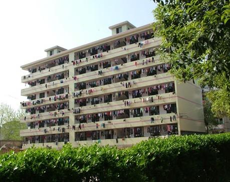 "湖南省体育传统项目学校","湖南省示范性普通高级中学"及"娄底市十强