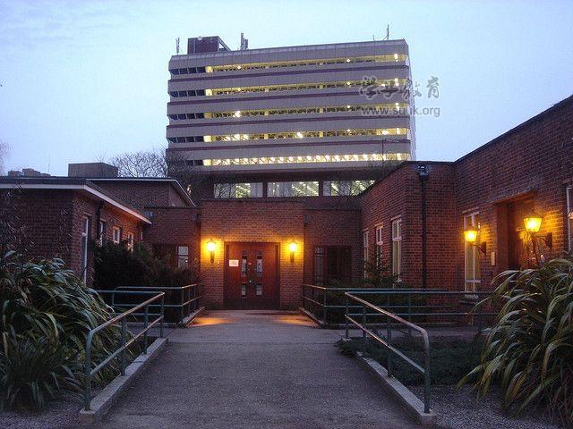英国赫尔大学