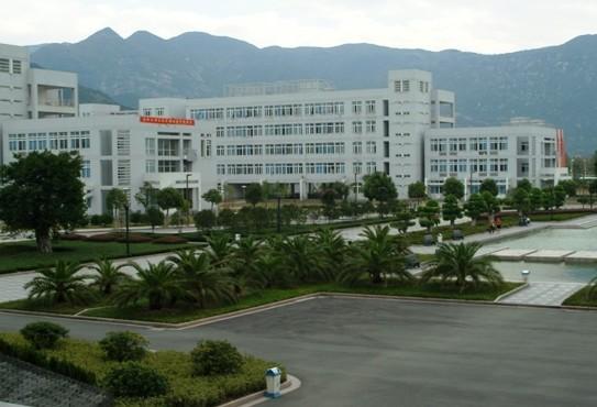 温州大学瓯江学院