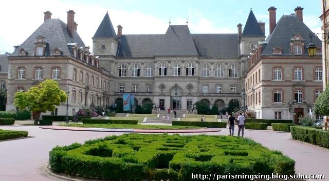 巴黎第八大学艺术系(ufr)无疑是目前法国规模最
