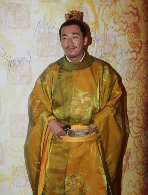 《凰图腾》中的唐懿宗李漼