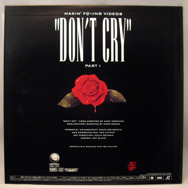 《don"t cry》是美国硬摇滚乐队枪炮与玫瑰的名曲.