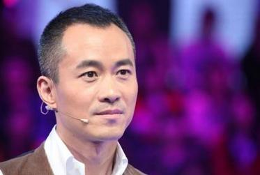 邱启明