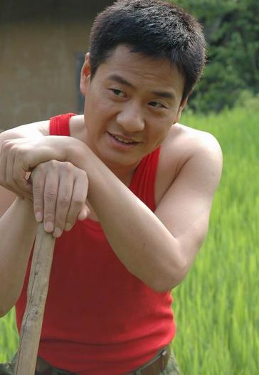 连奕名