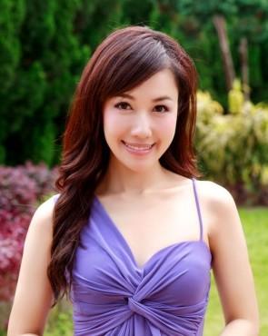 <em>诗韵</em>上镜<em>女装</em>哪里买卖比较好的 亚麻<em>女装</em>上衣