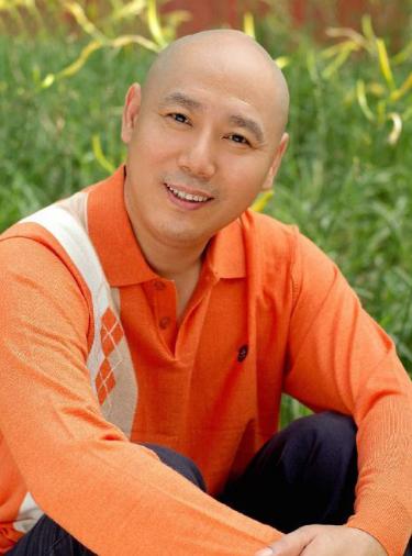 李成儒