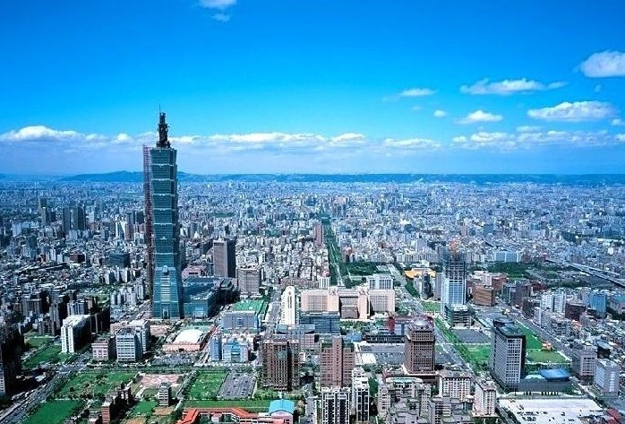 前10名的城市依次是: 1,香港  2,台北  3,北京  4,上海  5,深圳  6