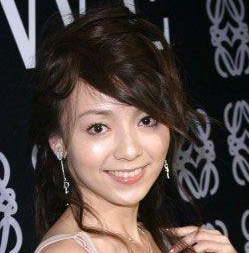 <em>季芹</em>怀<em>女儿乐乐</em>期间,为了履行曾对王仁甫经纪