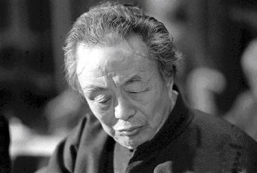 艾青简介-艾青简介