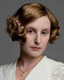 laura carmichael饰演lady edith crawley 作为伯爵的二女儿,edith