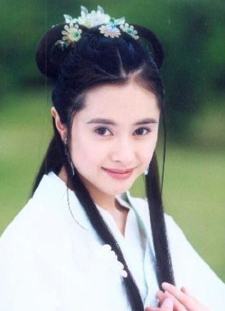 何美钿 饰 应籽福