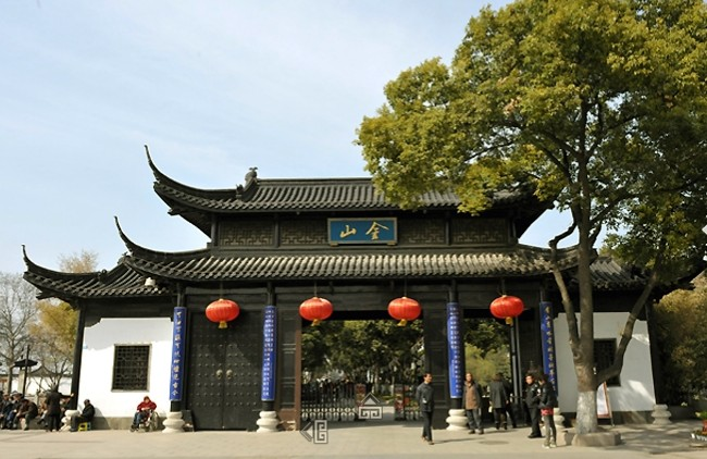 镇江金山寺大门