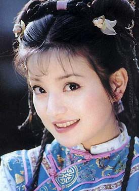 赵薇也因为出色的表演,在1999年凭借"小燕子"一角获得第十七届中国