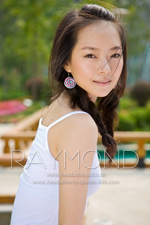 杨琼