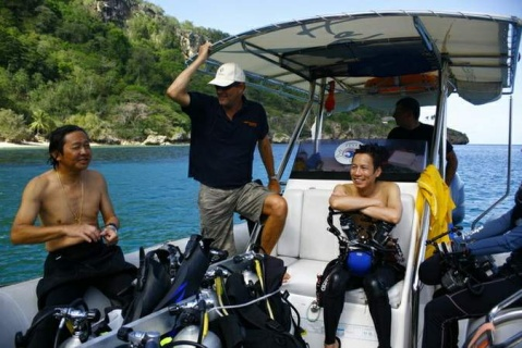 澳大利亚圣诞岛_圣诞岛在哪个国家_圣诞岛时