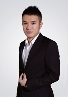 李萌