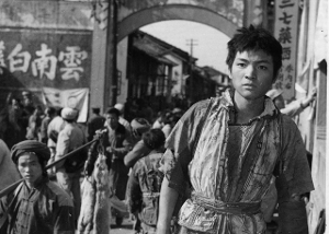 1992年主演电视连续剧《他乡明月》
