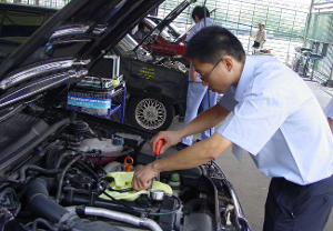 汽车维修(汽车的维护和修理)