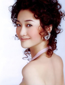 主演李小冉