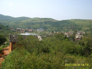 开远市中和营镇八家村委会营盘村村庄远景