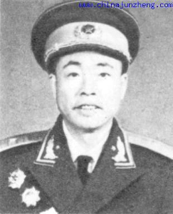 女生将亲生老师打瘫痪哥们让耳光打母亲儿子-女生的接近男生我喜欢图片