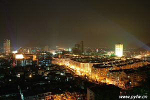 平阳县昆阳镇夜景