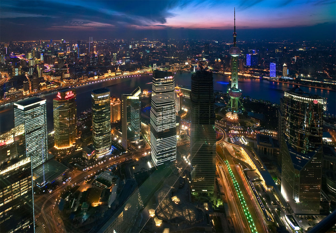 上海陆家嘴的日与夜|摄影|环境/建筑|摄影师李元楷 - 原创作品 - 站酷 (ZCOOL)