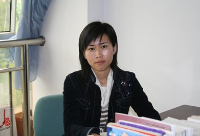 李哲,女,中共党员, 2006年6月毕业于中国矿业大学(北京),硕士学位.