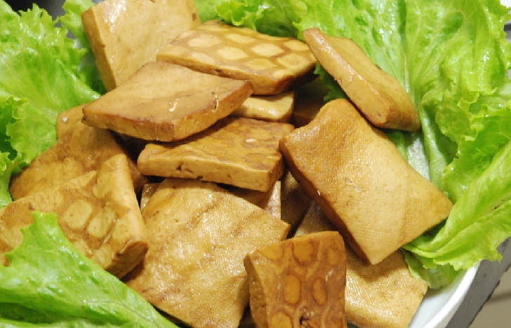 浏览词条 豆腐干(俗称:豆干,干子)是豆腐的再加工制品,咸香爽口,硬