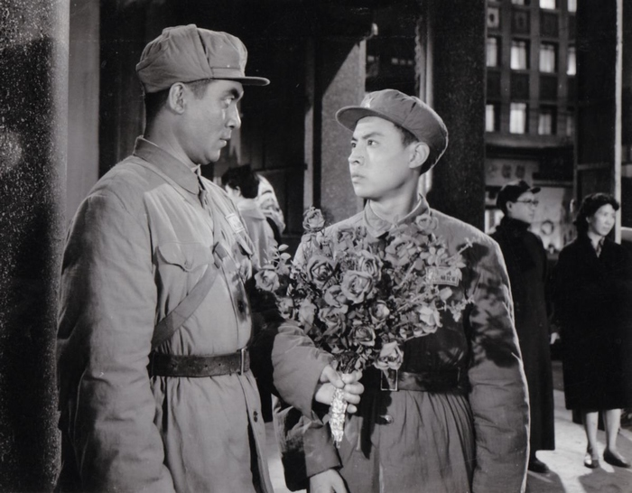 电影《霓虹灯下的哨兵》精彩剧照