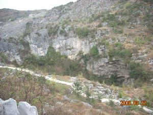 织金县城金中路段是单行线,不知道逆行怎么处