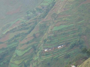 农民耕地图片_农民人均耕地