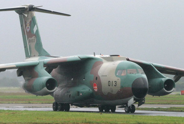 c-1是日本川崎重工业公司研制的双发中型战术运输机,用于取代日本