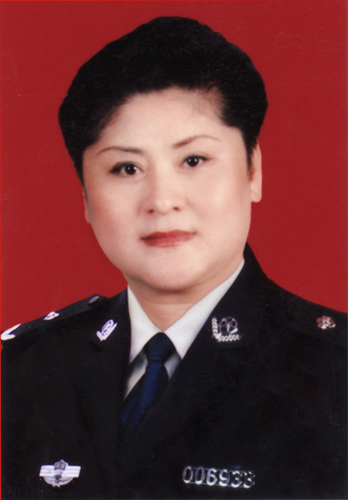 一级英模,公安系统三级警监,正处级调研员