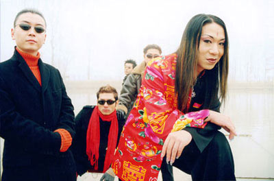 <em>二手玫瑰</em>现场(3)图片_<em>二手玫瑰</em>现场图片大全_
