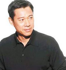 张丰毅