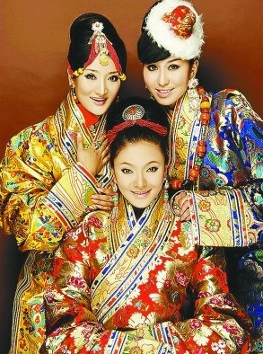 不论成员是怎样变动,"高原红组合"一直存在,这也是中国第一支藏族女子