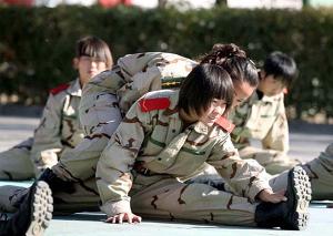 《<em>女子特警队</em>》剧照2