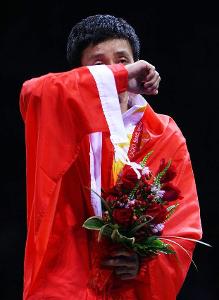 邹市明老婆_邹市明 收入(2)