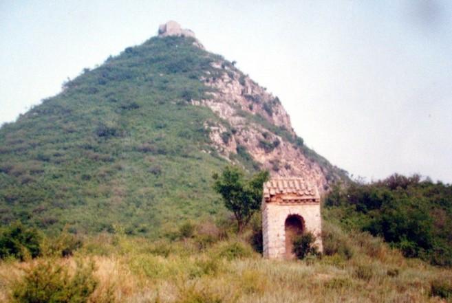 山西吕梁离石玉林山石勒墓