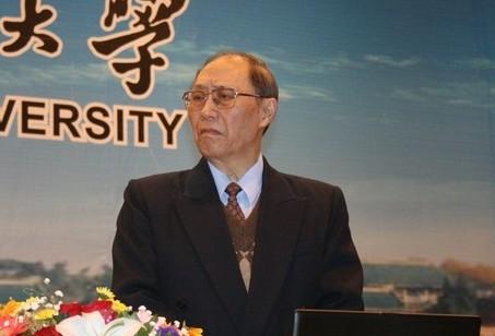 前武汉大学校长刘道玉为什么会被免职?