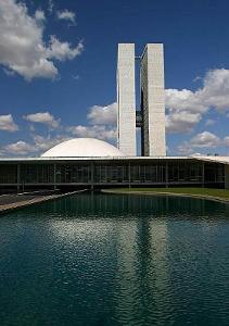 现代主义建筑之巴议会大厦