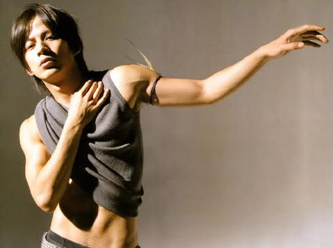 sjr就出道 要好的朋友:堂本刚(kinki kids),高桥一生,长濑智也(tokio)