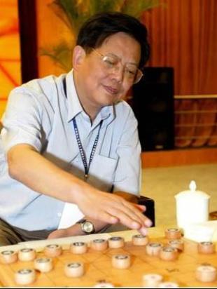 胡荣华(中国象棋国际特级大师)