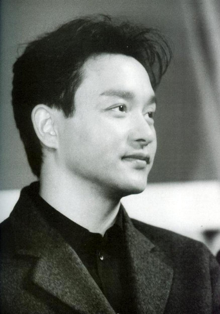 影帝张国荣张国荣(1956年9月12日-2003年4月1日)