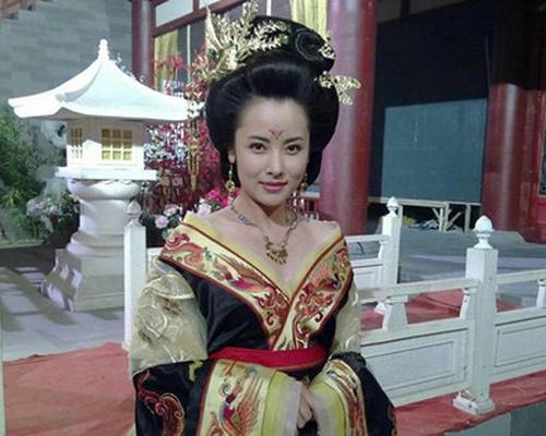杨明娜饰演的韦皇后