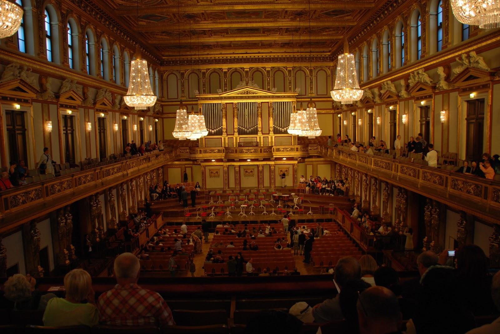 维也纳金色大厅维也纳最古老、最现代化的音乐厅就仿佛是浮在天上的|音乐厅|维也纳|金色大厅_新浪新闻