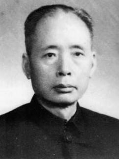 刘斐(1898-1983)字为章,桂系出身,留学日本陆军大学,人称民国三个半