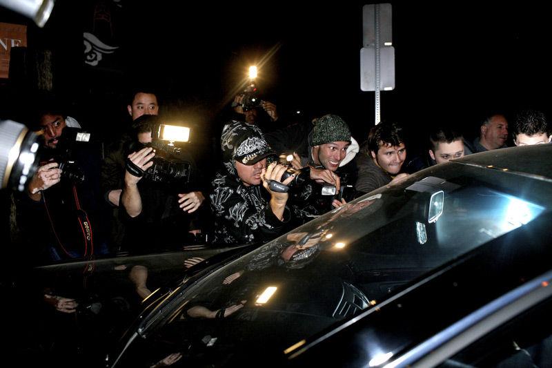 狗仔队(跟踪名人的记者)