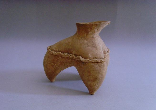 早期龙山文化陶器的杯